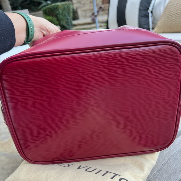 Louis Vuitton Epi Leather Noé MM , 2013 collection- great condition raspberry - Picture 9 of 16